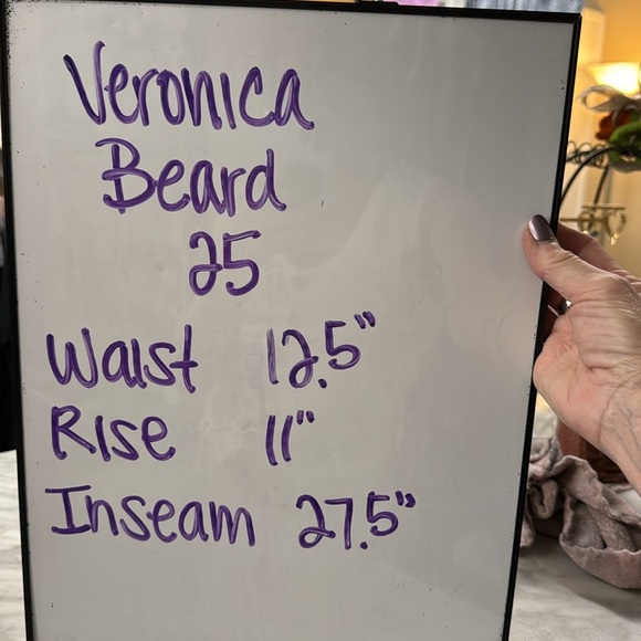 Veronica Beard Carson Flared Raw Hem Ankle Jeans in Green Size 25 - Picture 10 of 14